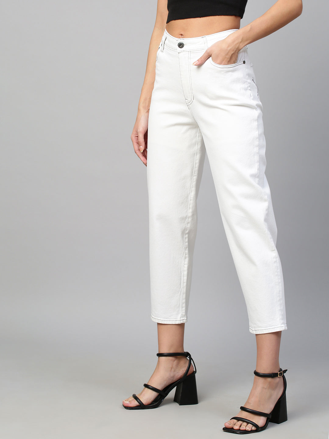 MID RISE MOM FIT CROPPED JEANS