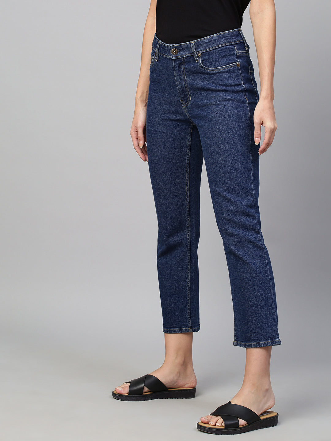 Mid Rise Classic Straight Fit Jeans