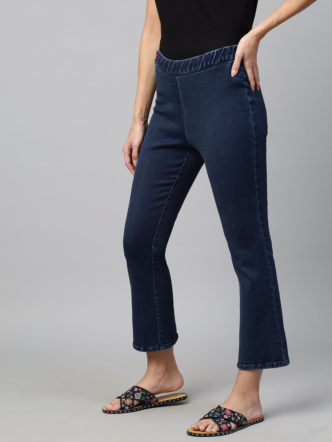 PULL ON BOOT CUT CROPPED JEANS