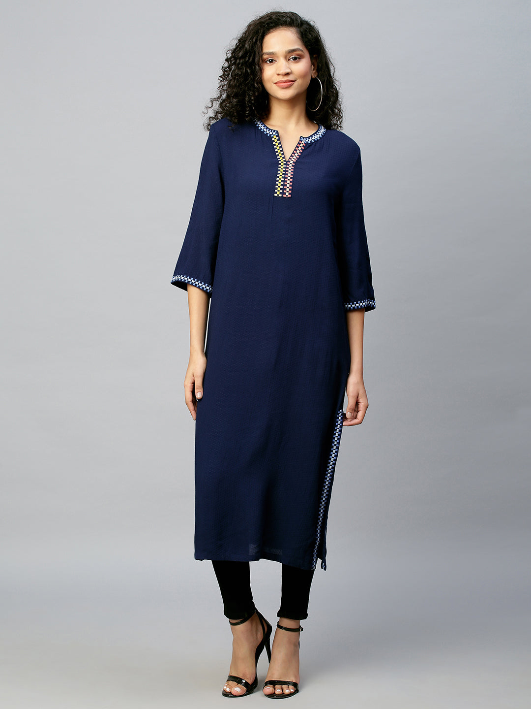 Rayon Dobby Graphic Embroidered Longline Tunic