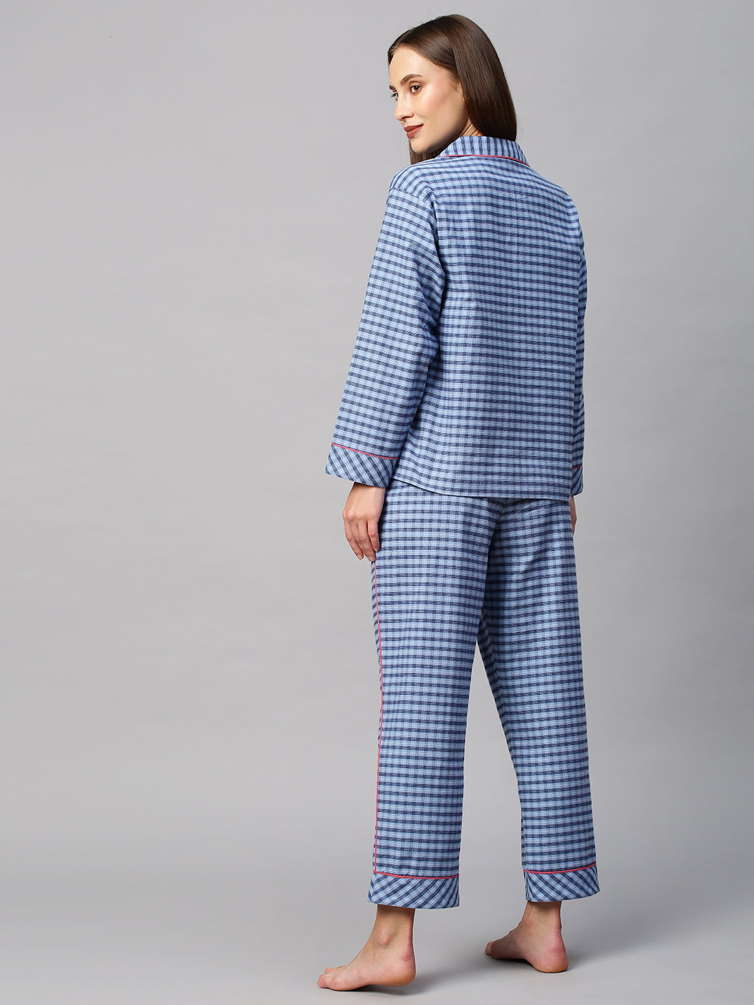 Drop Shoulder Checkered Nihgtsuit W/ Contrast Detailing